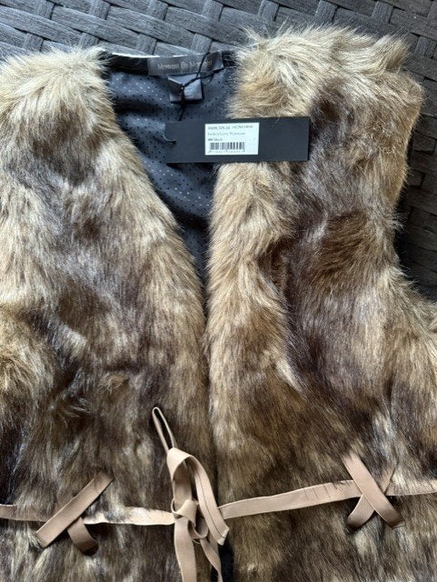 Nieuwe bodywarmers merk Moment by moment, Ophalen of Verzenden, Nieuw, Maat 34 (XS) of kleiner, Meerkleurig
