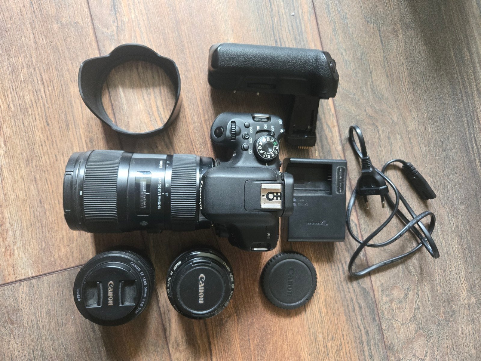 Canon 750d, Sigma 18-35, 2x canon 50mm, canon L 28-70 + meer, Audio, Tv en Foto, Fotocamera's Digitaal, Spiegelreflex, Canon, Ophalen of Verzenden