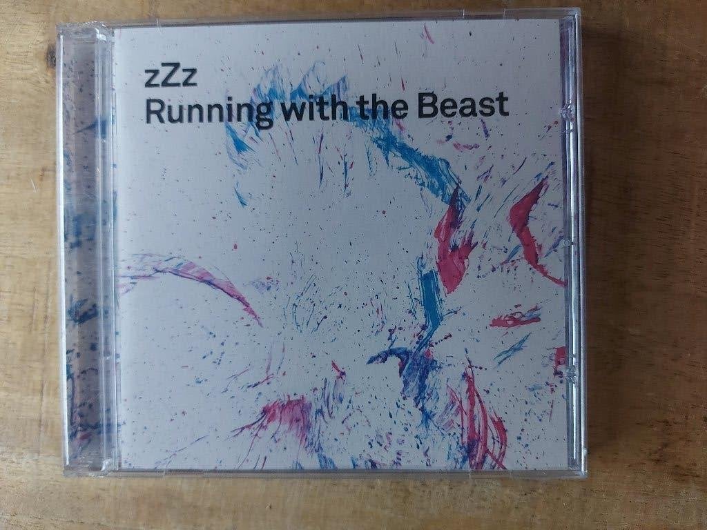 CD zZz – Running With The Beast, Ophalen of Verzenden, Zo goed als nieuw, Poprock