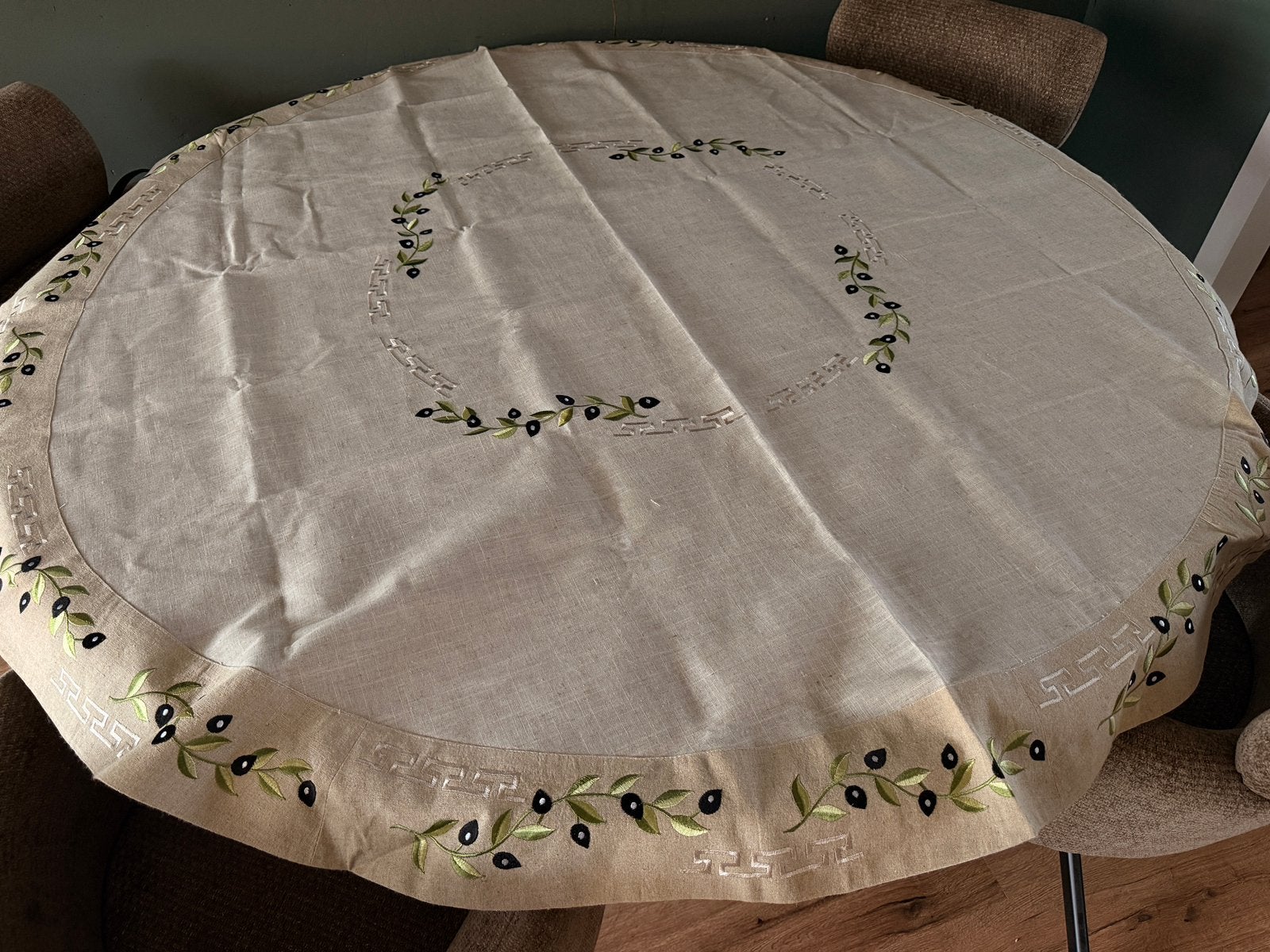 Nieuw Grieks handgeborduurd linnen tafelkleed 170 cm, Linnen, Rond, Nieuw, Ophalen of Verzenden