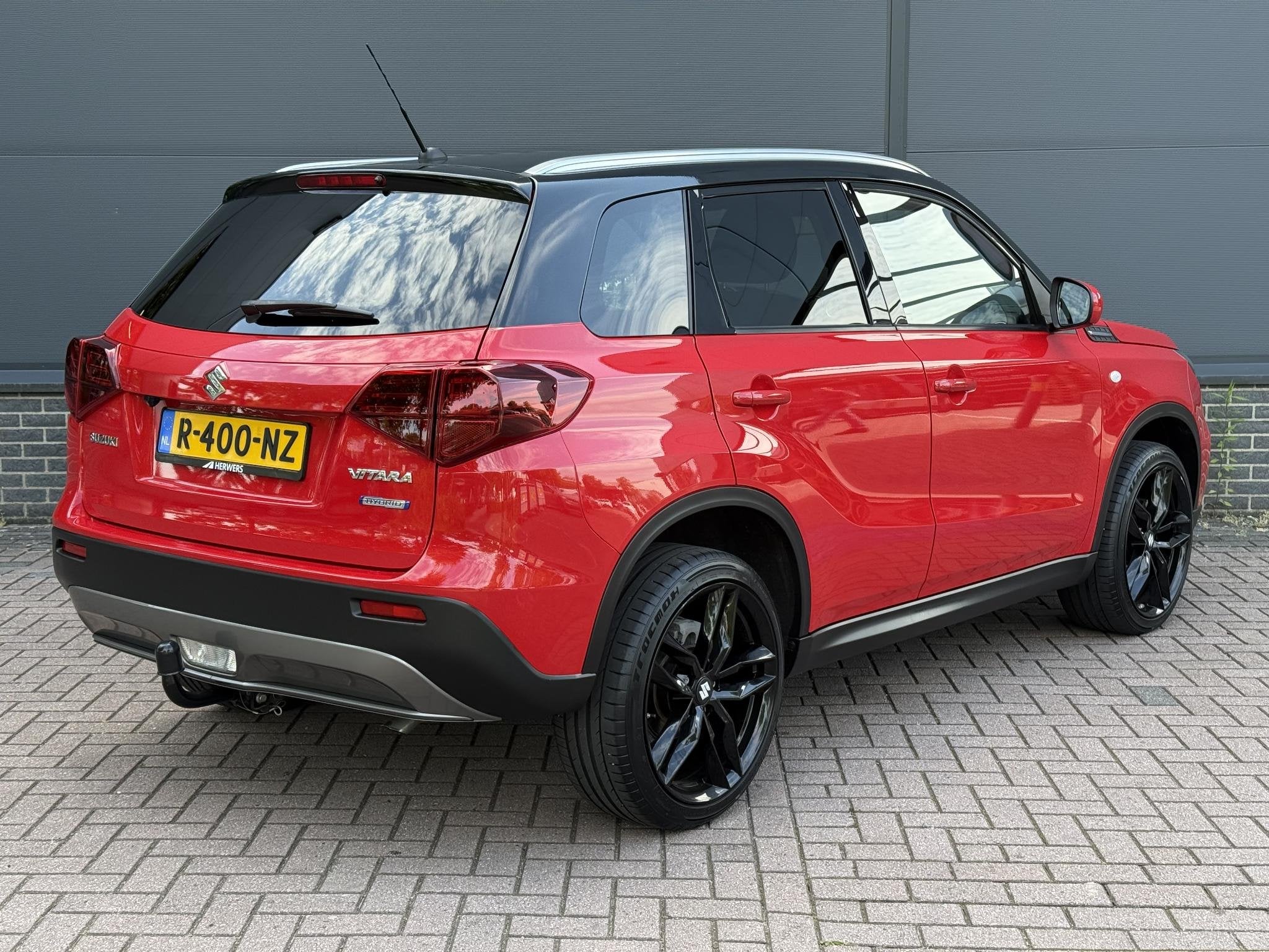 Suzuki Vitara 1.4 Boosterjet Select Smart Hybrid / Dealer on, Stof, Gebruikt, Euro 6, 4 cilinders