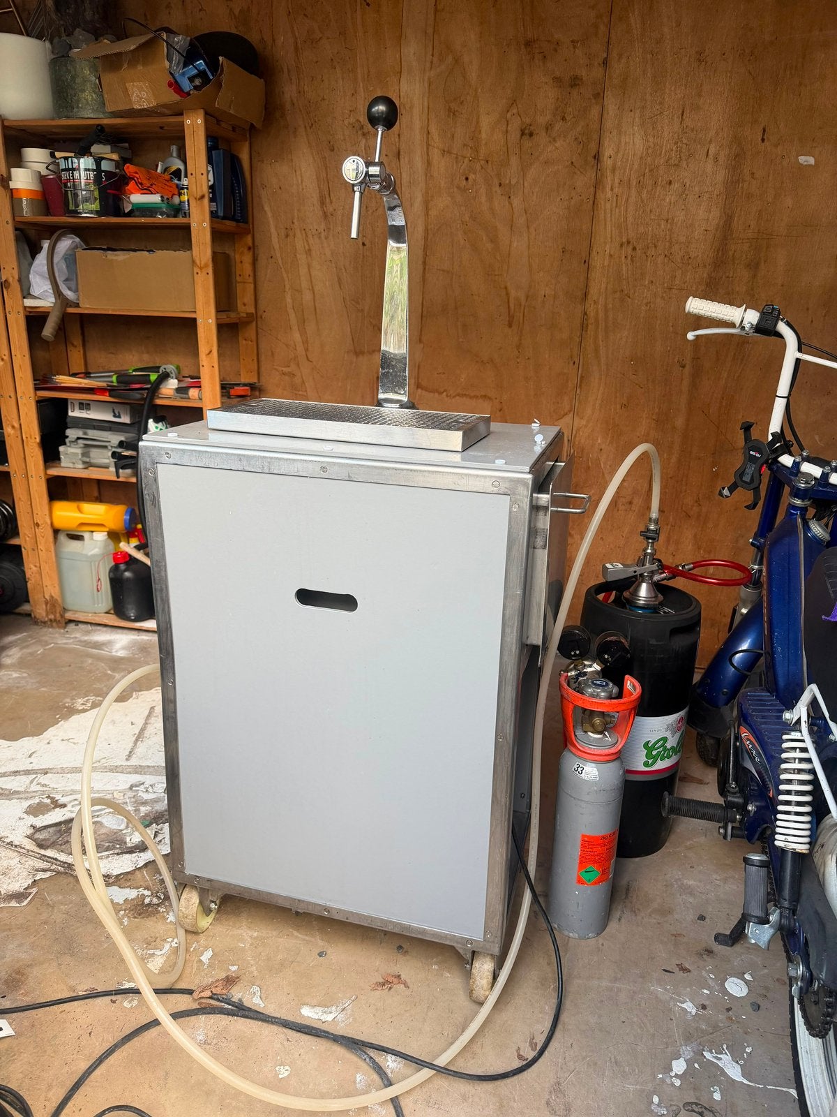 mobiele biertap met koppelingen, drukregelaar & reiniging, Ophalen, Zo goed als nieuw