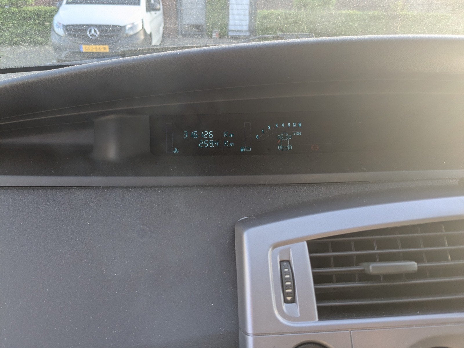 Scénic II 1.6 16V lpg, rijdt als nieuw. Nwe apk, Stof, Origineel Nederlands, Handgeschakeld, Particulier