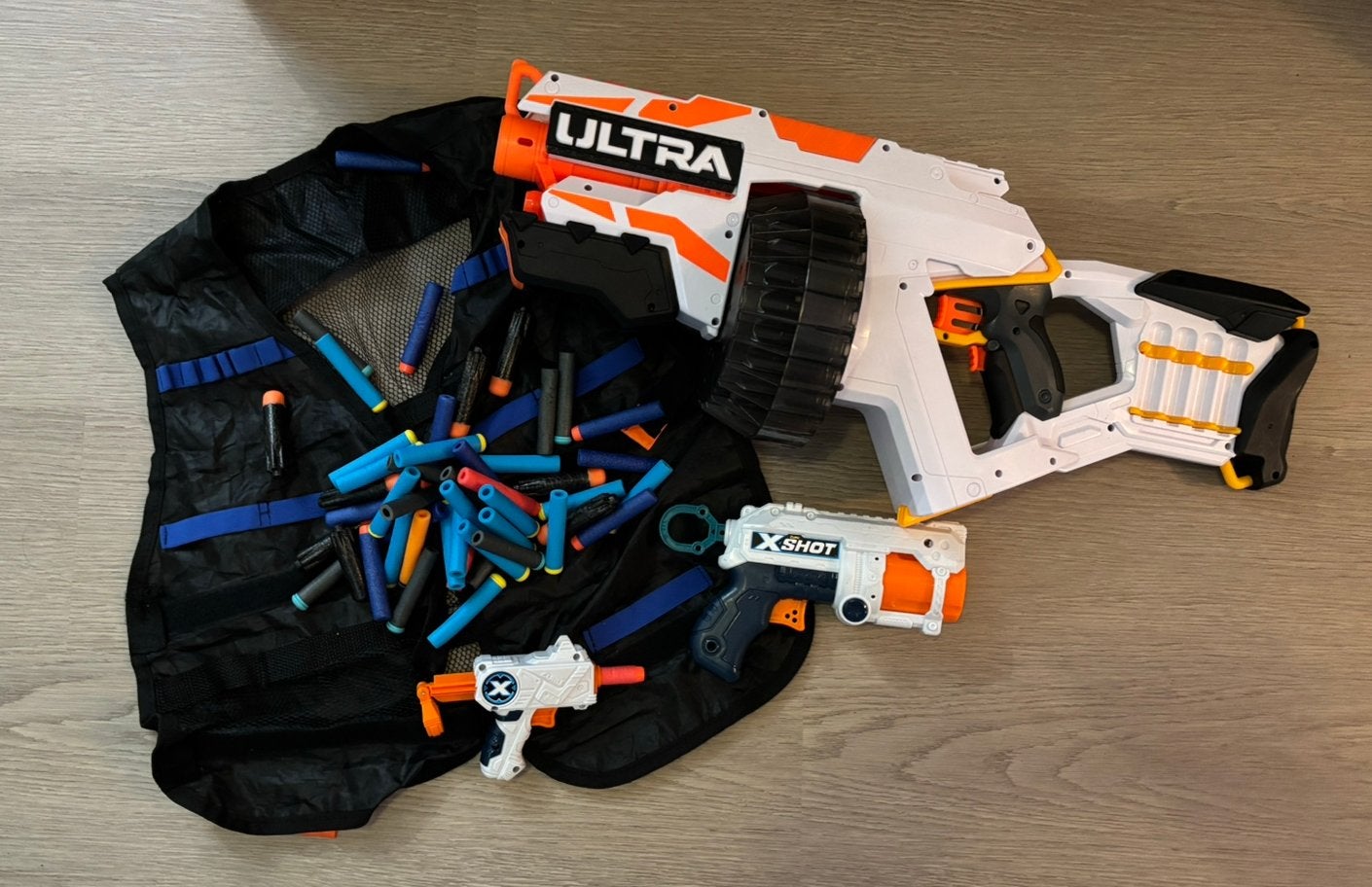 Set met allerlei Nerf spullen, Ophalen, Gebruikt