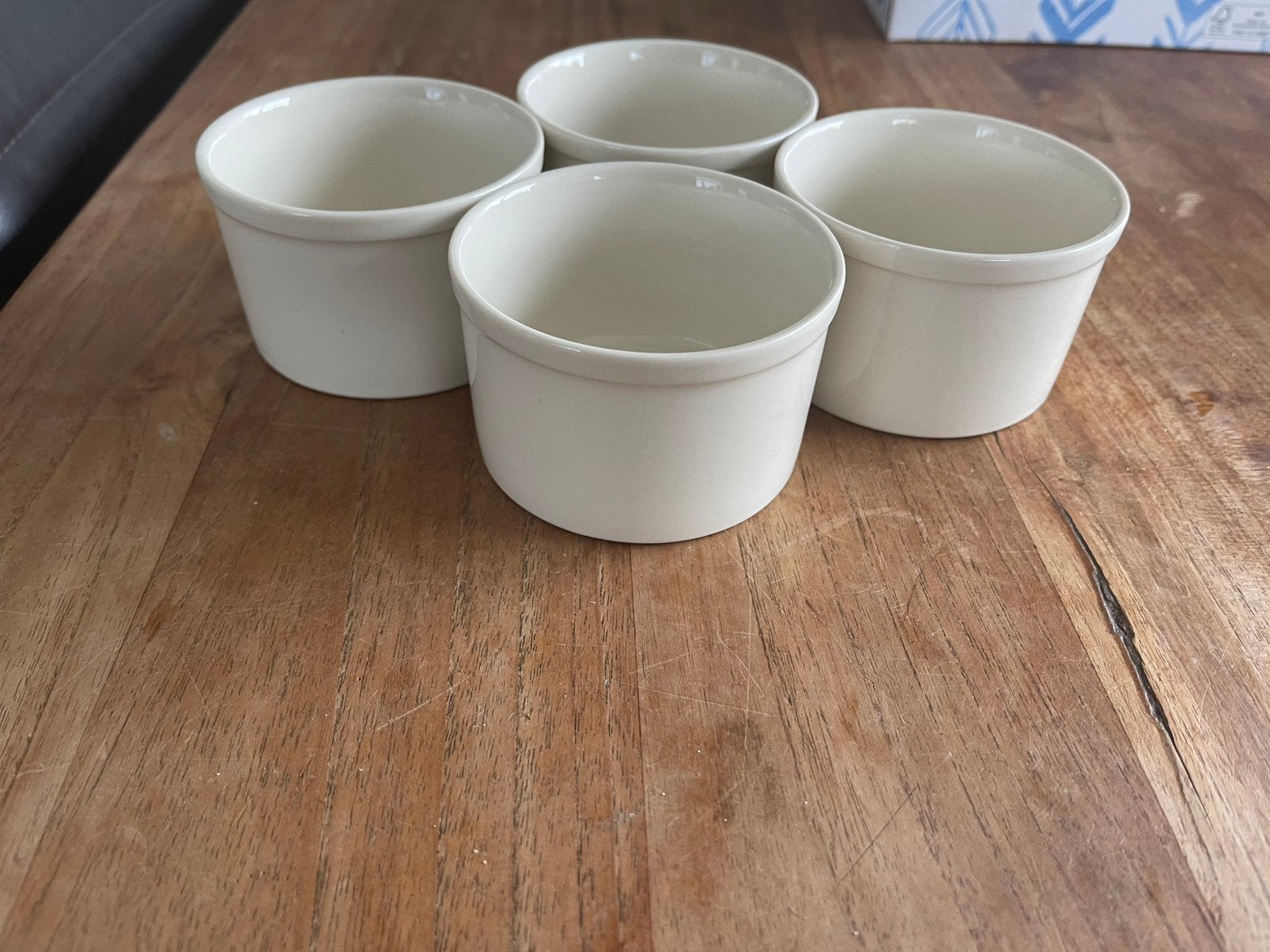 Wedgwood edme 4 souffleschaaltje, pastei oven schaaltjes, Ophalen of Verzenden, Zo goed als nieuw, Aardewerk, Schaal of Schalen