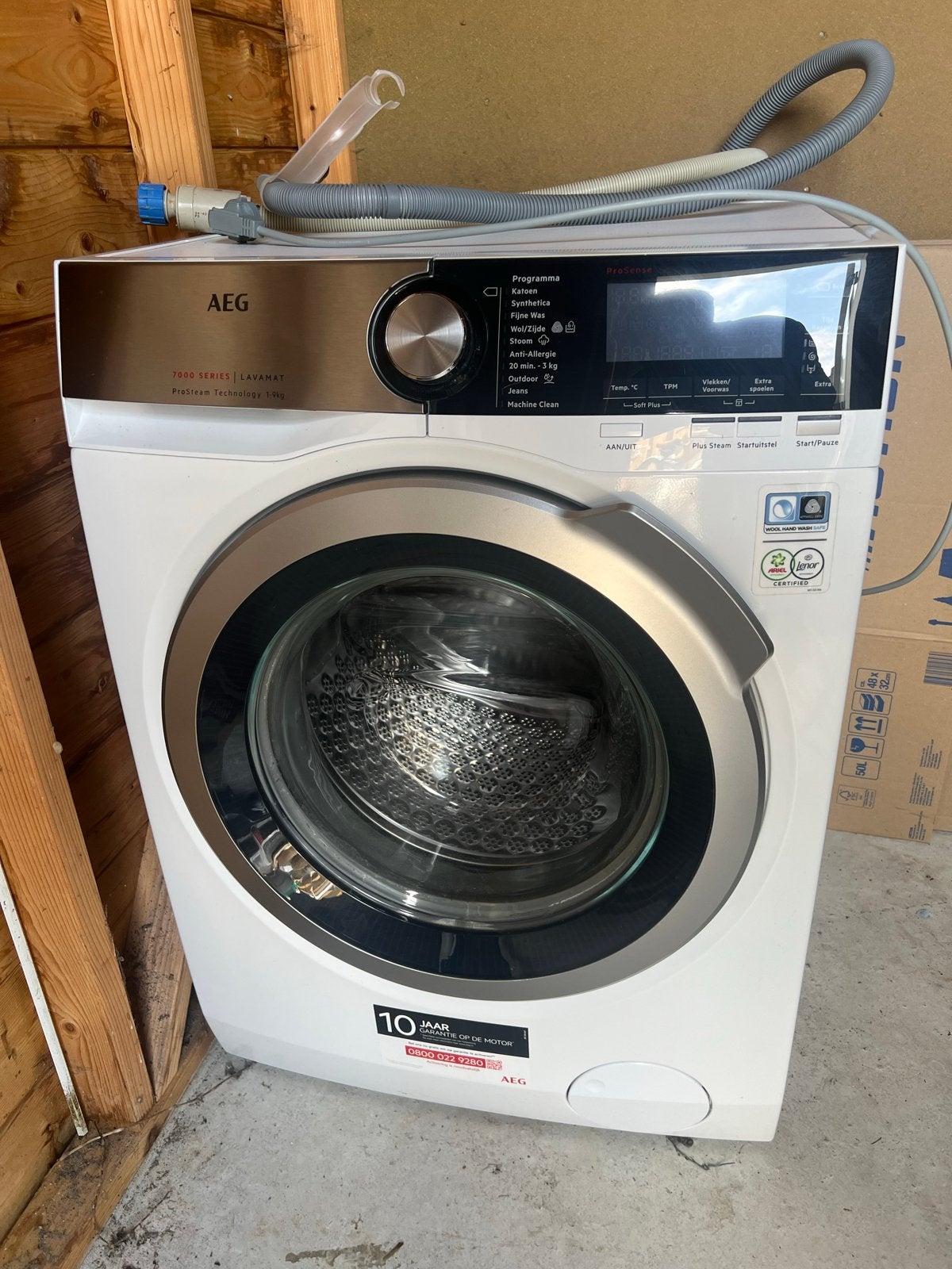 Wasmachine AEG 7000 Series Lavamat ProSteam 9kg, Witgoed en Apparatuur, Wasmachines, Ophalen, 1200 tot 1600 toeren, Gebruikt, 8 tot 10 kg