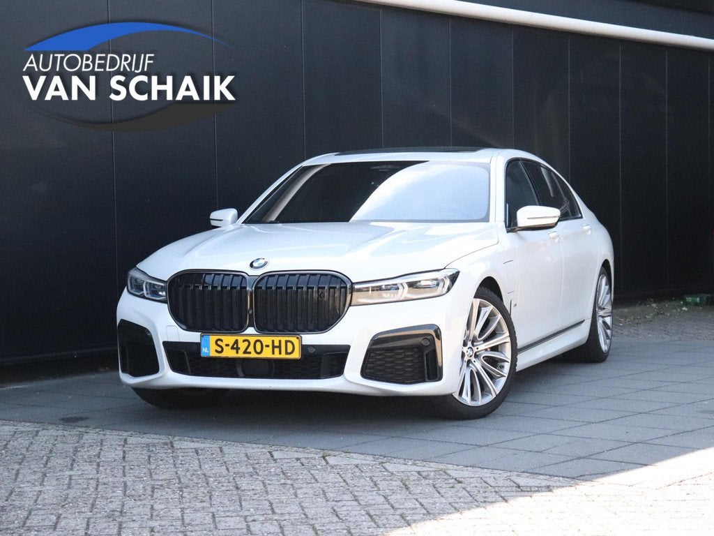 BMW 7-serie 745Le xDrive M-SPORT | LEDER | MEMORY | SCHUIFDA, Stof, Gebruikt, 394 pk, 2080 kg