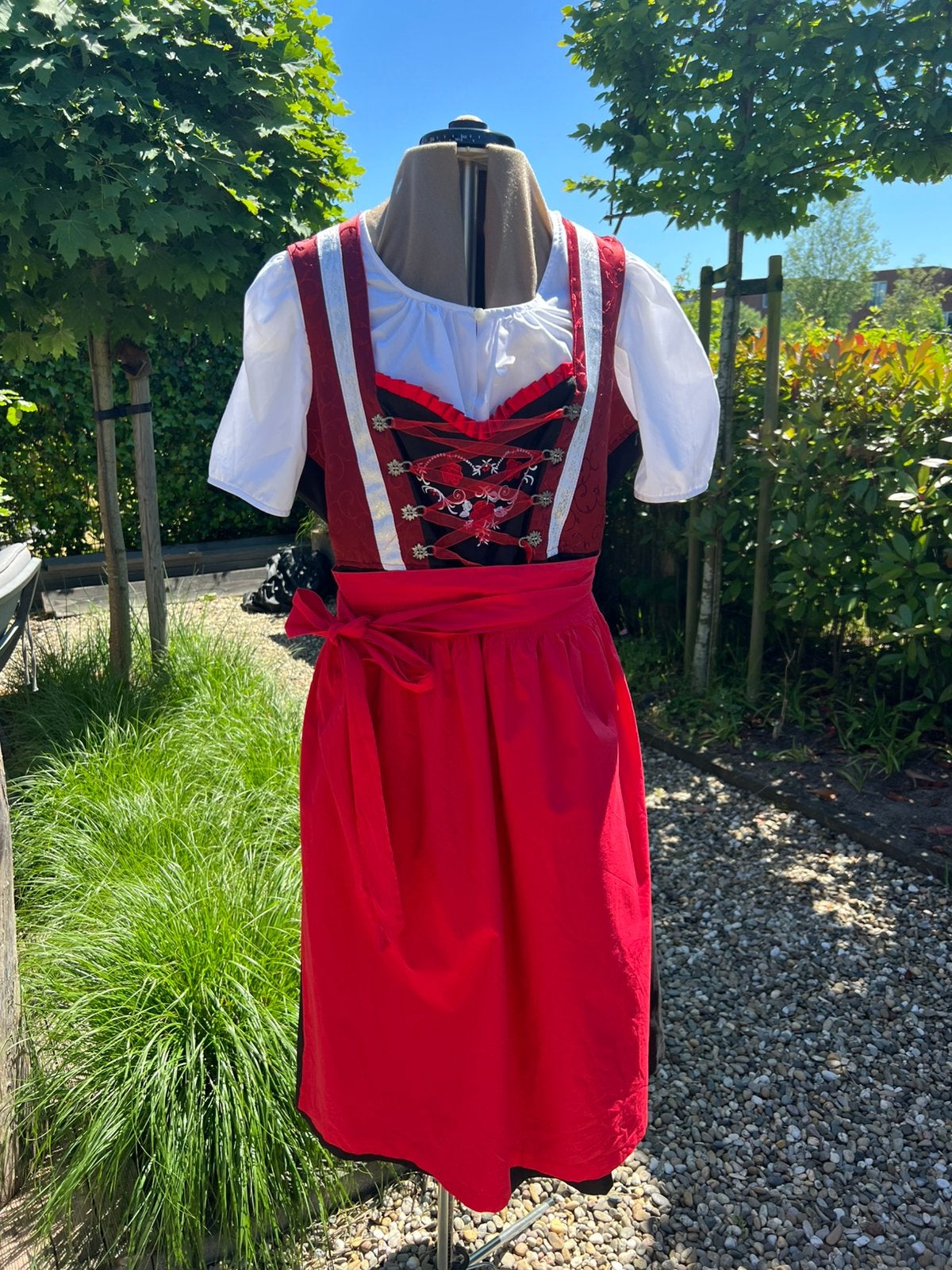 Dirndl 3-delig maat 48 zgan, Ophalen of Verzenden, Zo goed als nieuw, Maat 46/48 (XL) of groter, Overige thema's