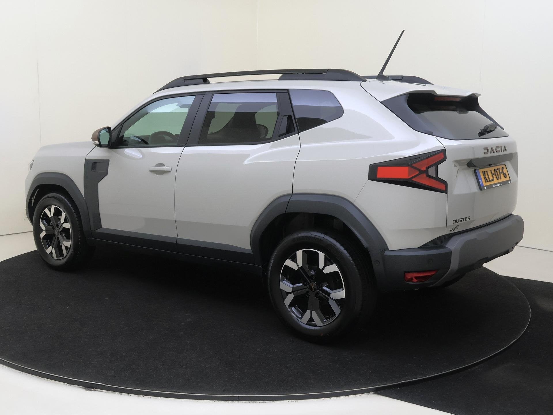 Dacia Duster 1.2 TCe 130 mild hybrid Extreme | Rondom camera, Auto's, Voorwielaandrijving, Gebruikt, Euro 6, 1199 cc