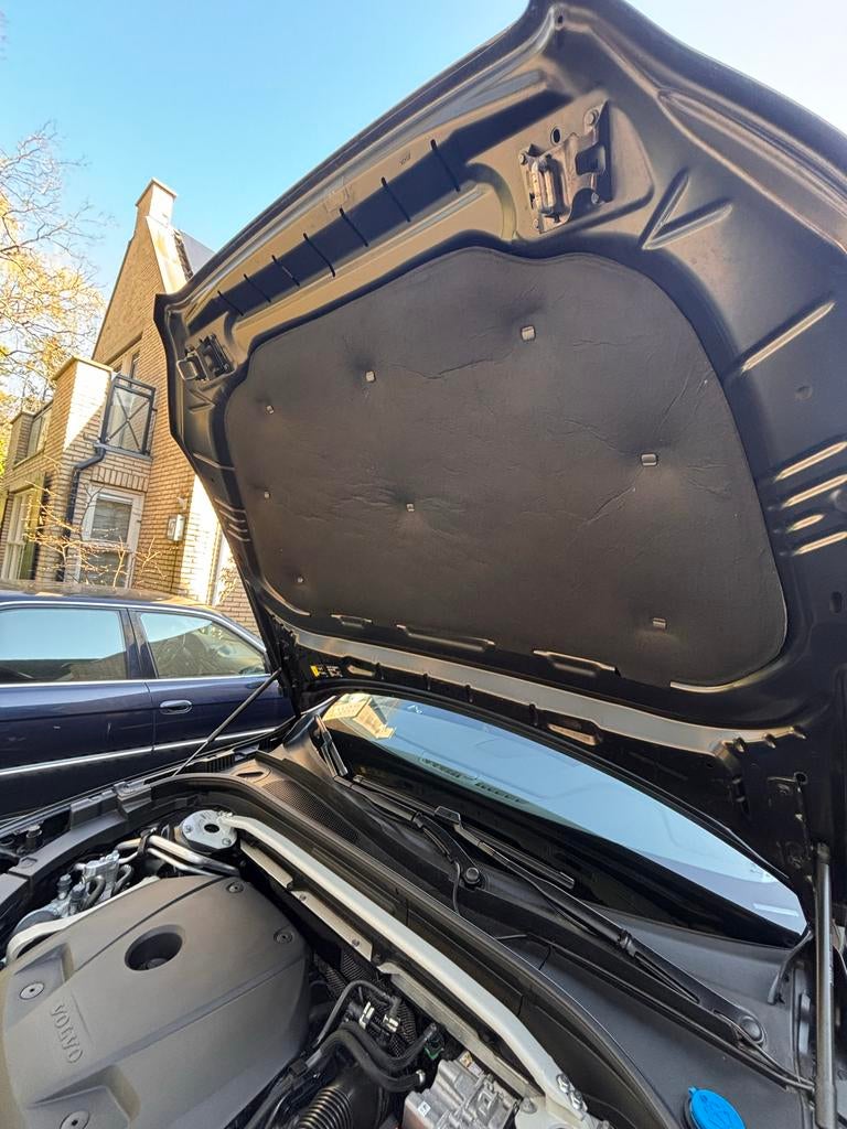 Motorkap isolatie Volvo XC60 32347951 9182822, Auto-onderdelen, Carrosserie en Plaatwerk, Ophalen, Gebruikt, Voor, Volvo