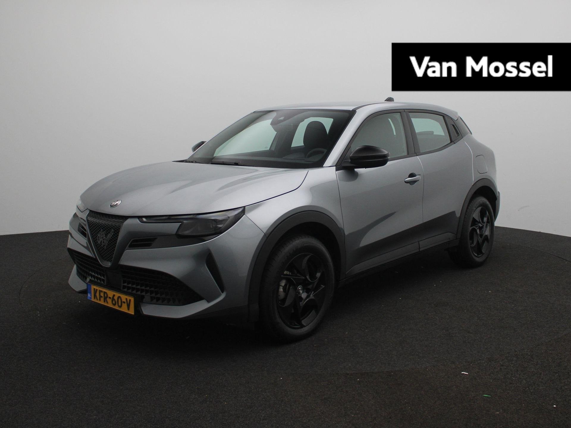 Alfa Romeo Junior 1.2 Turbo Hybrid Ibrida | Parkeersensoren