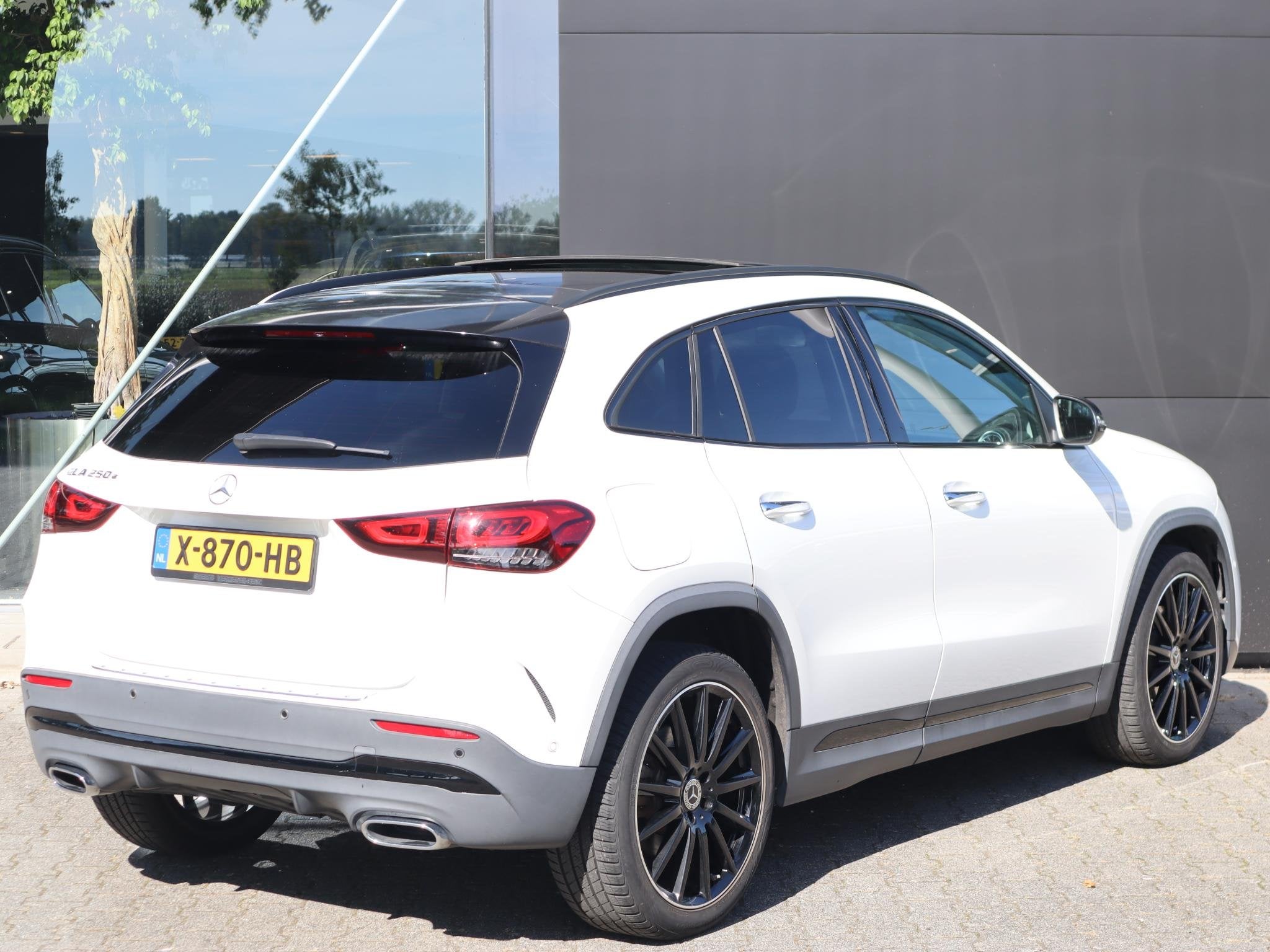 Mercedes-Benz GLA-klasse 250 e Business Solution AMG Limited, Auto's, 12 maanden, Stof, Euro 6, Wit