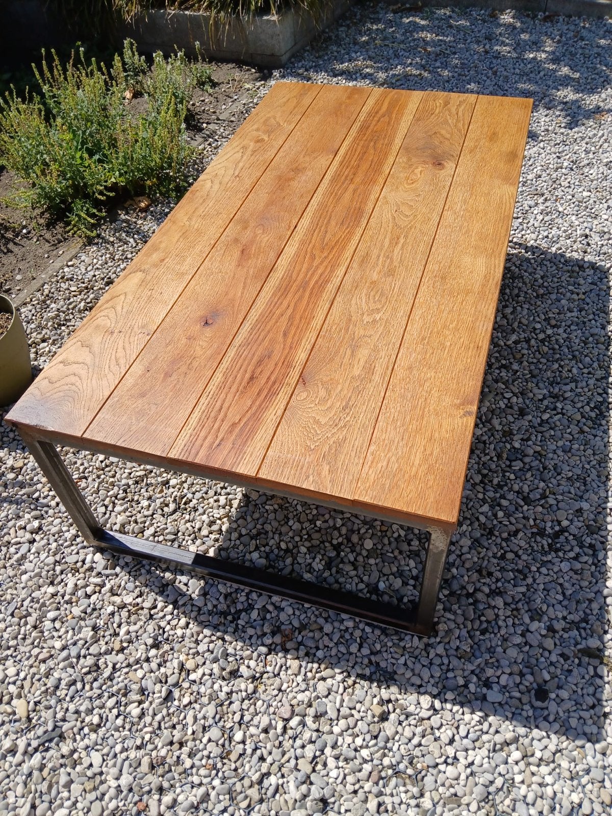 Robuuste salontafel van eikenhout en metaal, Huis en Inrichting, Tafels | Salontafels, Ophalen, Gebruikt, Eikenhout, 50 tot 100 cm