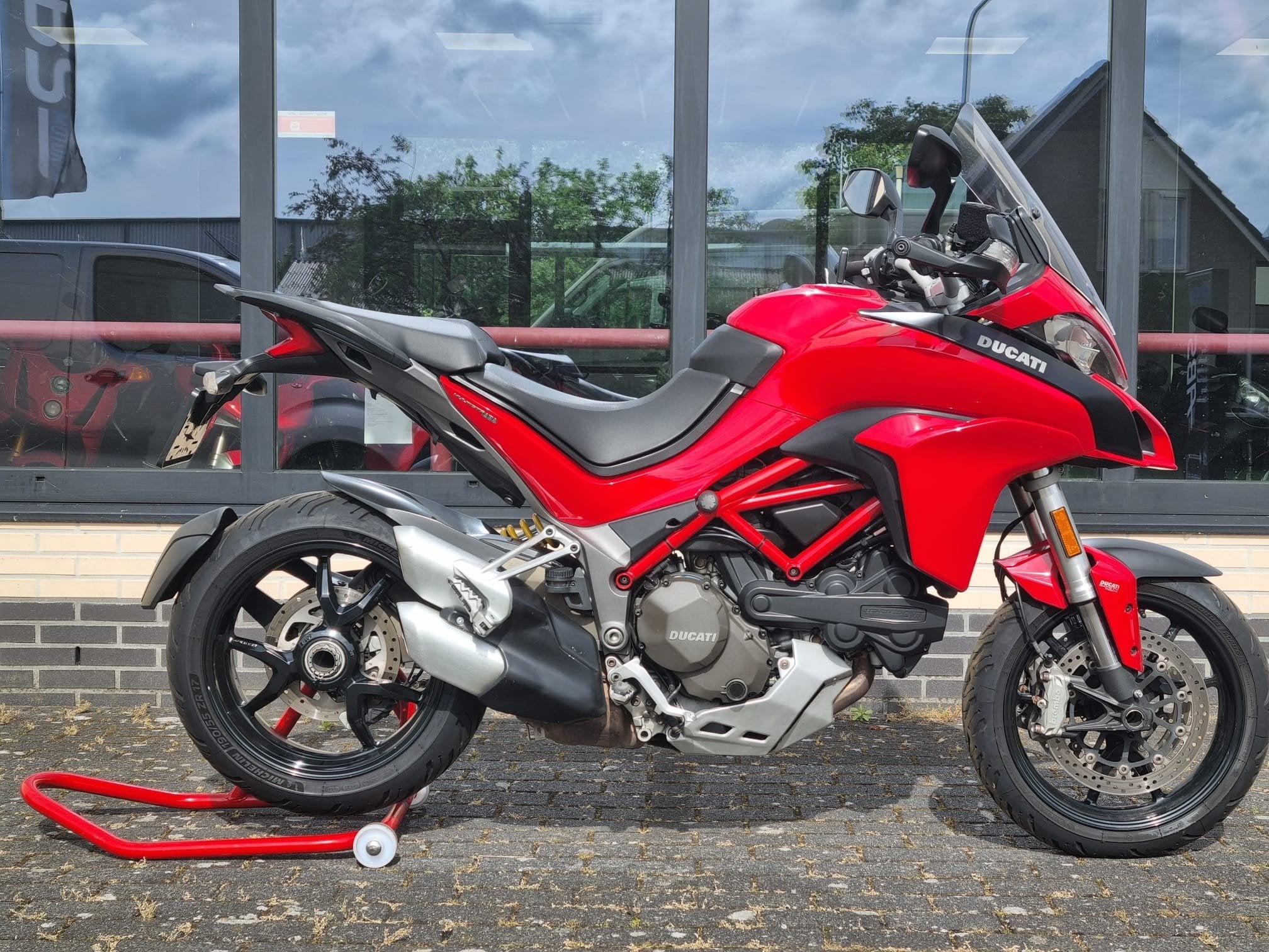 Ducati MULTISTRADA 1200 S DVT (bj 2015), Motoren, Motoren | Ducati, Via Antonio Cavalieri Ducati 3
40132  Bologna, IT, 1198 cc