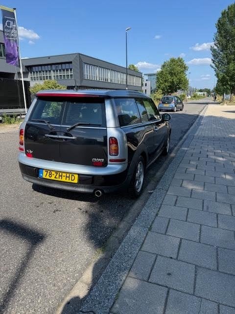 Mini Clubman 1.6 Cooper AUT 2008 Zwart, Auto's, Mini, 1160 kg, 4 cilinders, 4 stoelen, Zwart