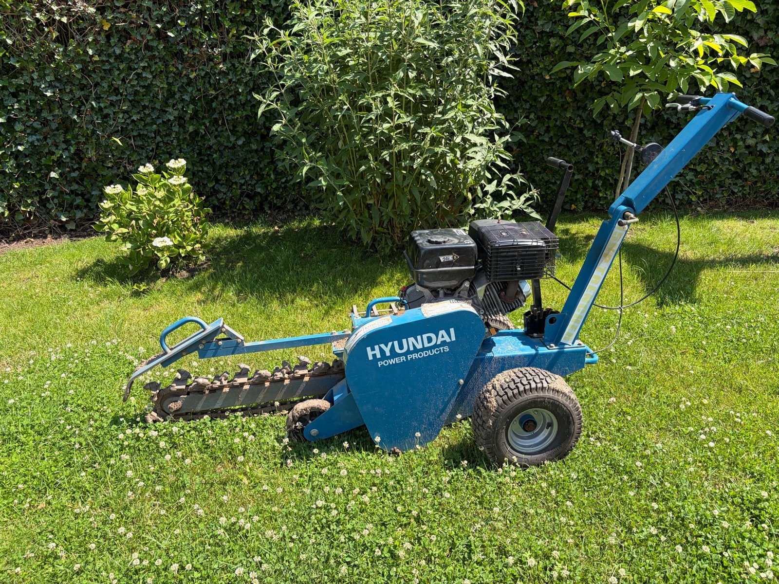 Hyundai 15 pk sleuvenfrees, Ophalen, Gebruikt