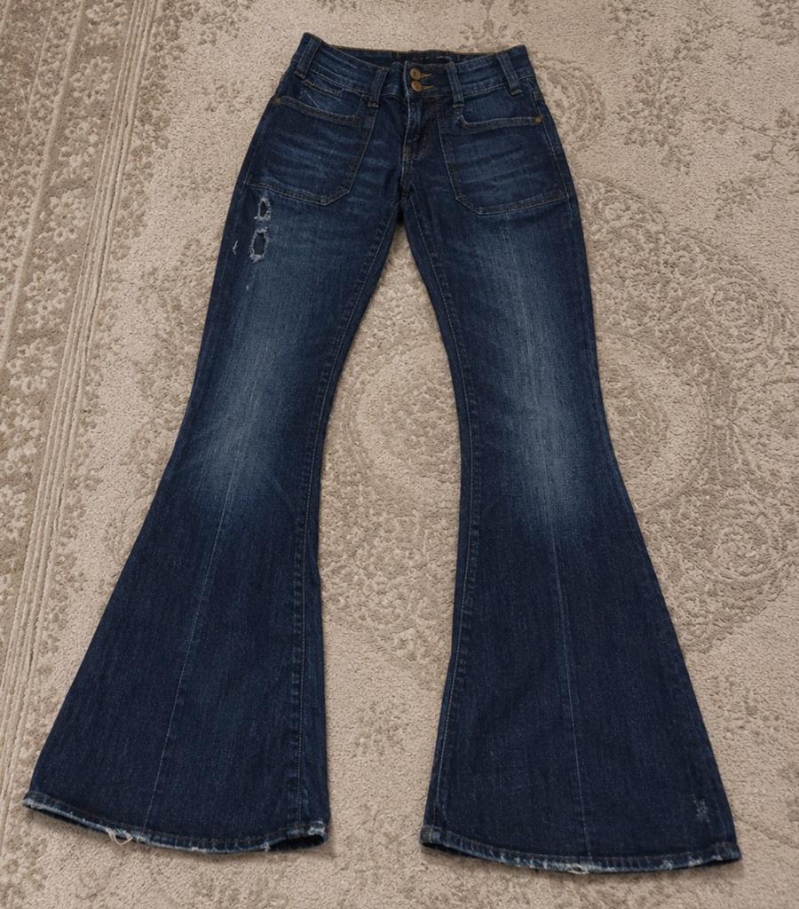 Flared jeans, maat 27/32., Kleding | Dames, Spijkerbroeken en Jeans, Verzenden, Gedragen, Blauw, W27 (confectie 34) of kleiner