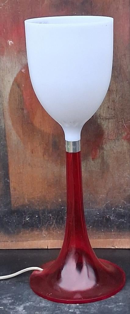 Tafellamp.  FLOS. MISS K. Italy.  By SHARK. 42 cm., Huis en Inrichting, Lampen | Tafellampen, Ophalen, Kunststof, Post modern