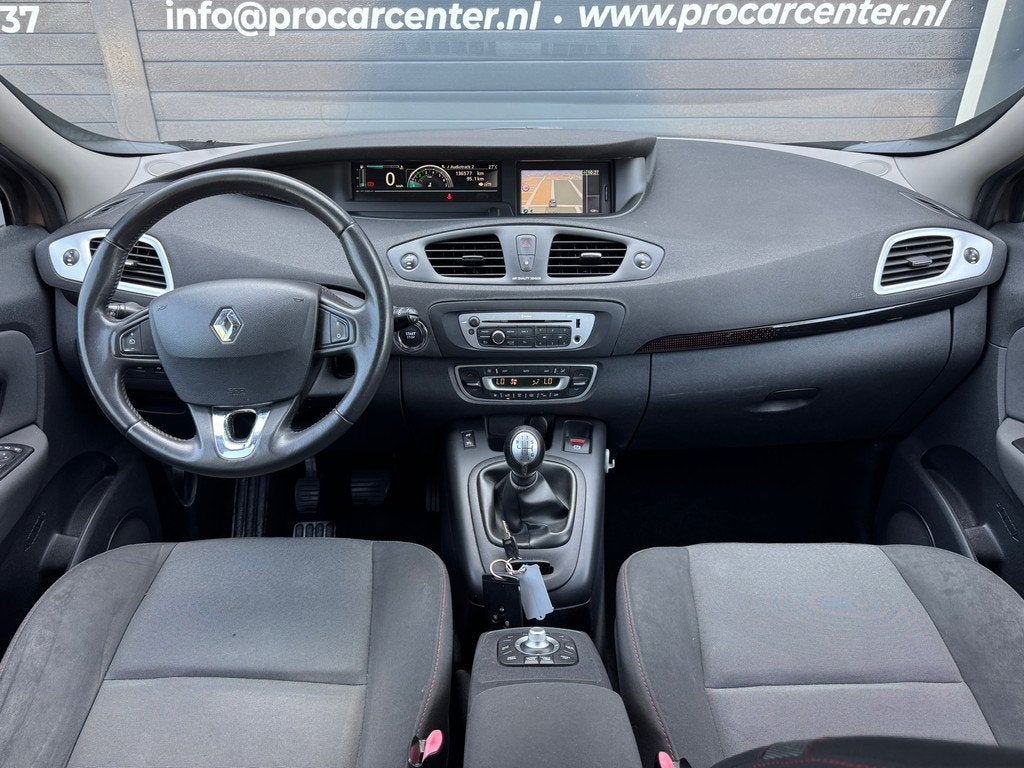Renault Grand Scénic 1.2 TCe Bose CLIMATE | CRUISE | NAVI |, Auto's, Voorwielaandrijving, Euro 5, Stof, Gebruikt