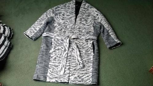 H&M lange jasje jack blazer vest kimono 34 XS, Kleding | Dames, H&M, Ophalen of Verzenden, Jasje, Maat 34 (XS) of kleiner
