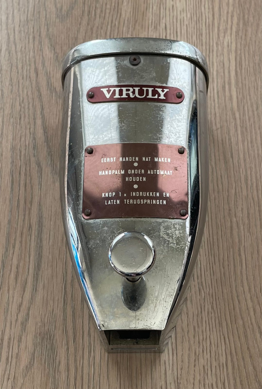 Vintage zeepdispenser Viruly Gouda, Ophalen of Verzenden