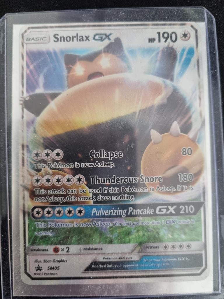 Dit is een Snorlax GX promo kaart uit 2016 SM05, Ophalen of Verzenden, Zo goed als nieuw, Losse kaart, Foil