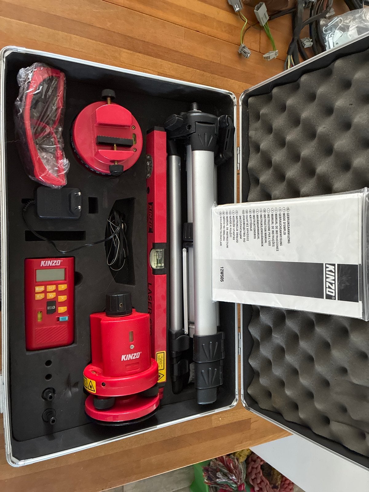 Kinzo Laser Tool Kit Model 12W505 - Complete Set, Ophalen of Verzenden, Zo goed als nieuw, Licht