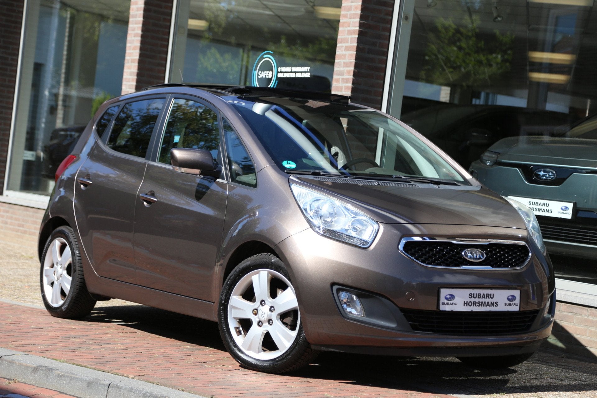 Kia Venga 1.6 CVVT X-ecutive Schuifdak Trekhaak Stoelverw., Voorwielaandrijving, Euro 5, Gebruikt, 1591 cc
