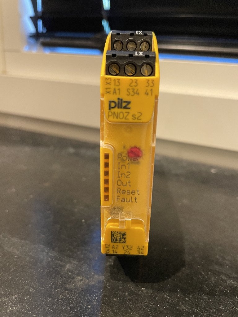 Pilz PNOZ S2 Veiligheidsrelais, Ophalen of Verzenden, Nieuw