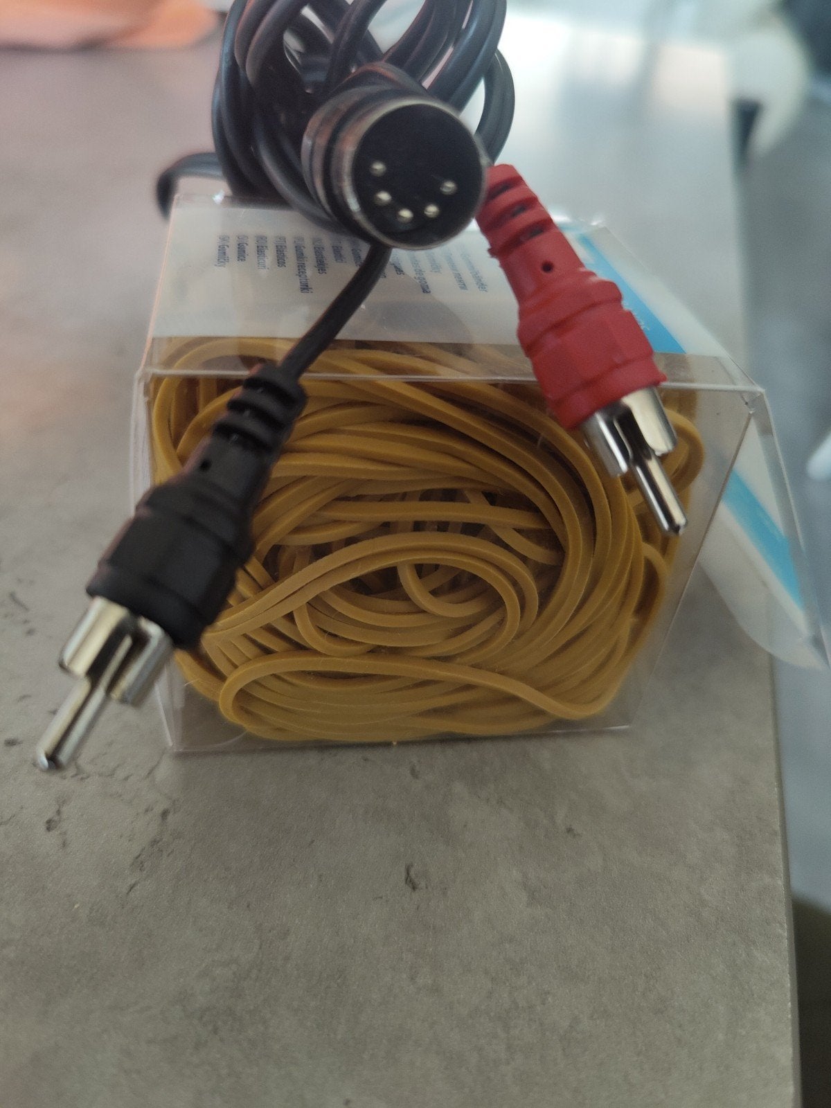 DIN naar RCA kabel - Audio adapter, Ophalen of Verzenden, Gebruikt, Minder dan 2 meter, Overige kabels