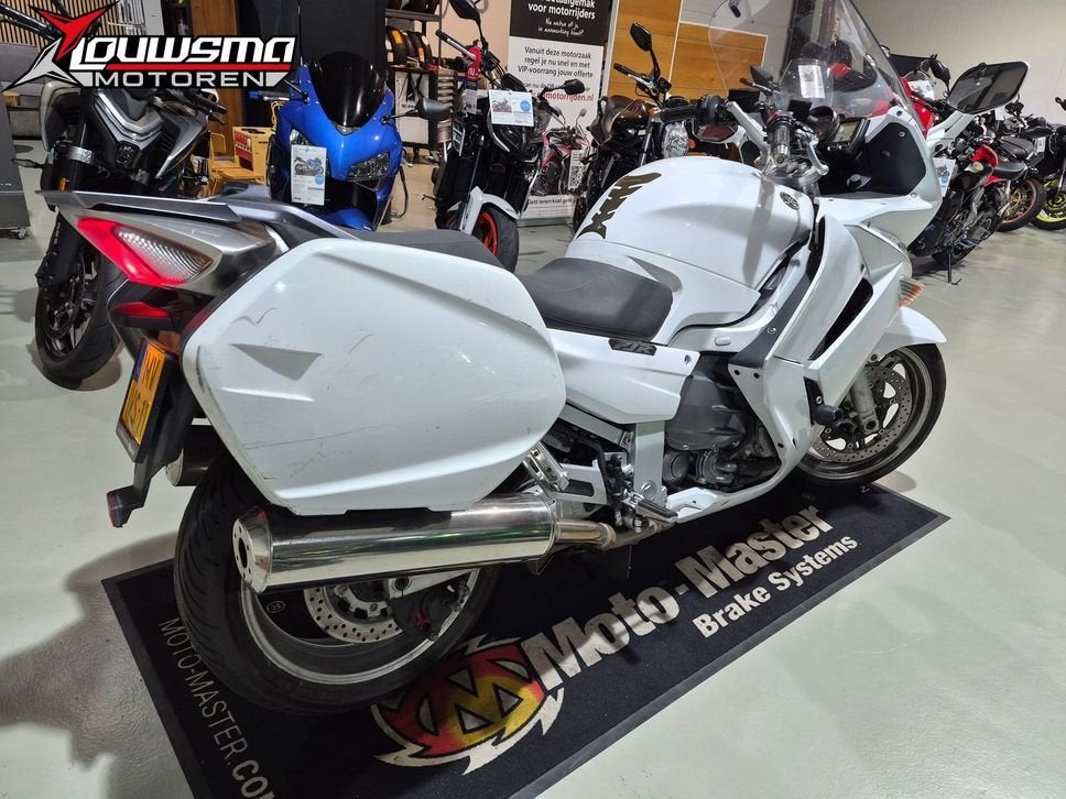 YAMAHA FJR 1300 ABS FJR 1300 ABS (bj 2009) 78.538 km, 4 cilinders, Motorrijbewijs A, Bedrijf, 1298 cc