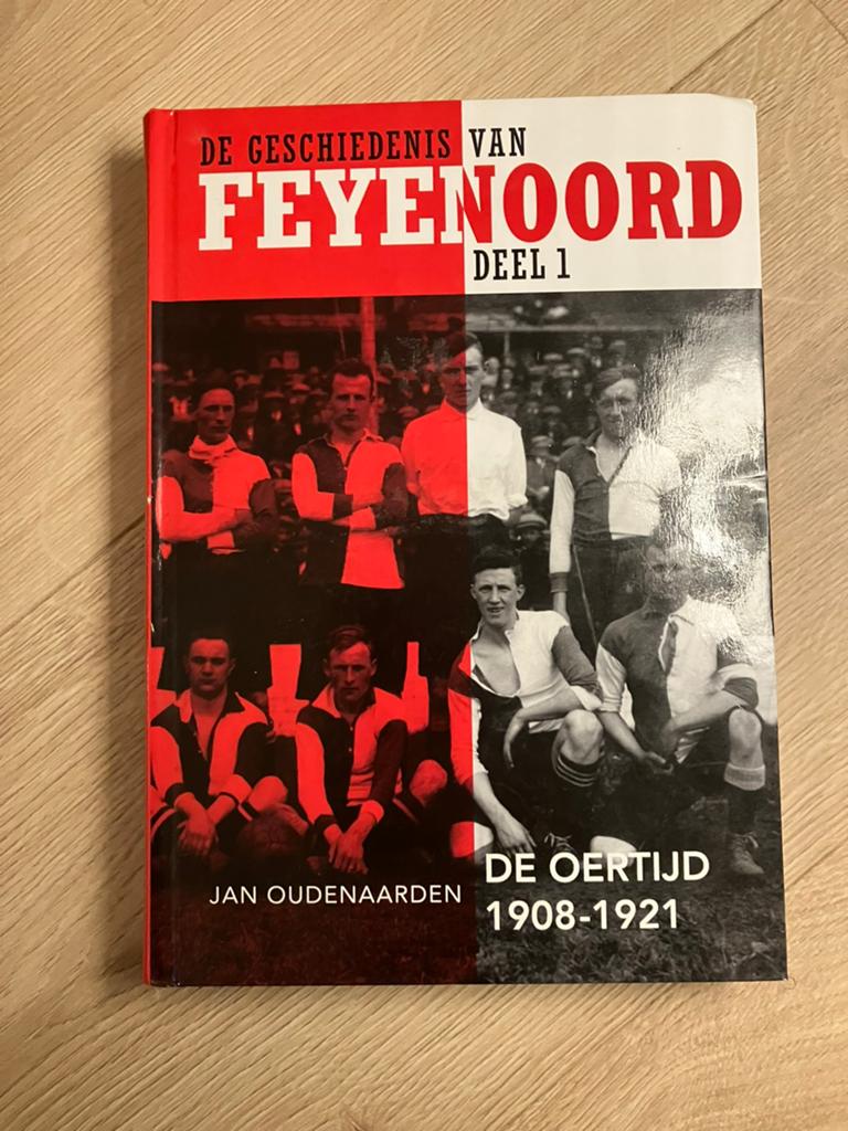 De geschiedenis van Feyenoord 1 - De Oertijd 1908-1921, Boeken, Ophalen of Verzenden