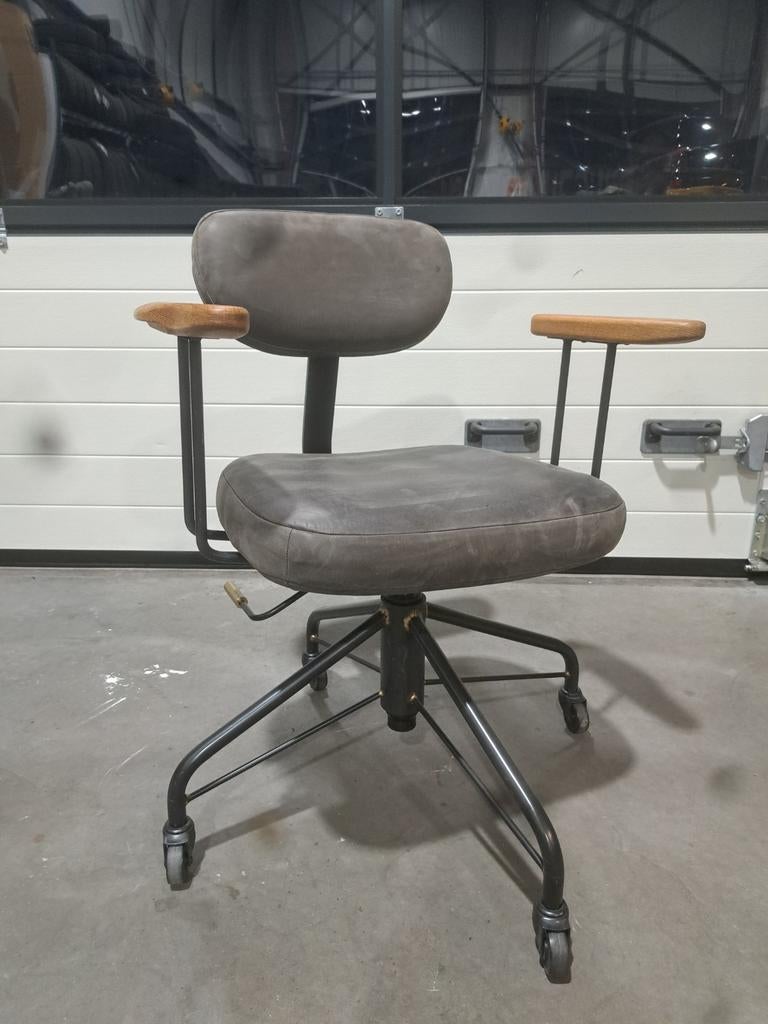 4x District Eight Office Chair (bureau) stoel, Ophalen of Verzenden, Gebruikt, Zwart, Bureaustoel