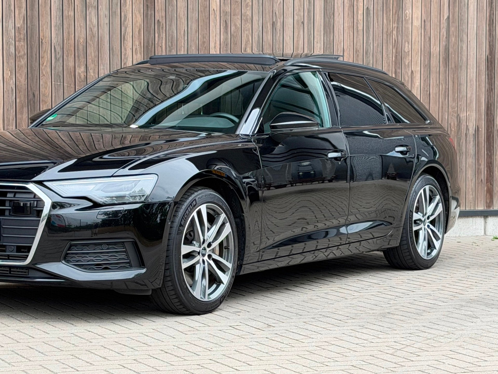 Audi A6 Avant 50 TFSI e quattro Advanced edition / Panorama, Automaat, 77 km/l, Gebruikt, Zwart