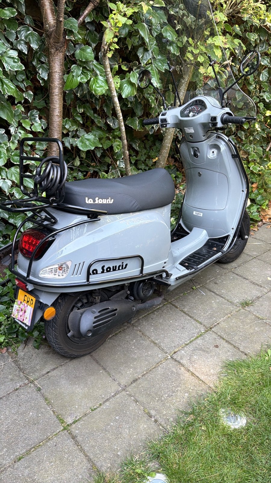 La Souris Sourini Scooter brom- Grijs, Zo goed als nieuw, Ophalen of Verzenden, Zo goed als nieuw, Benzine, Overige merken