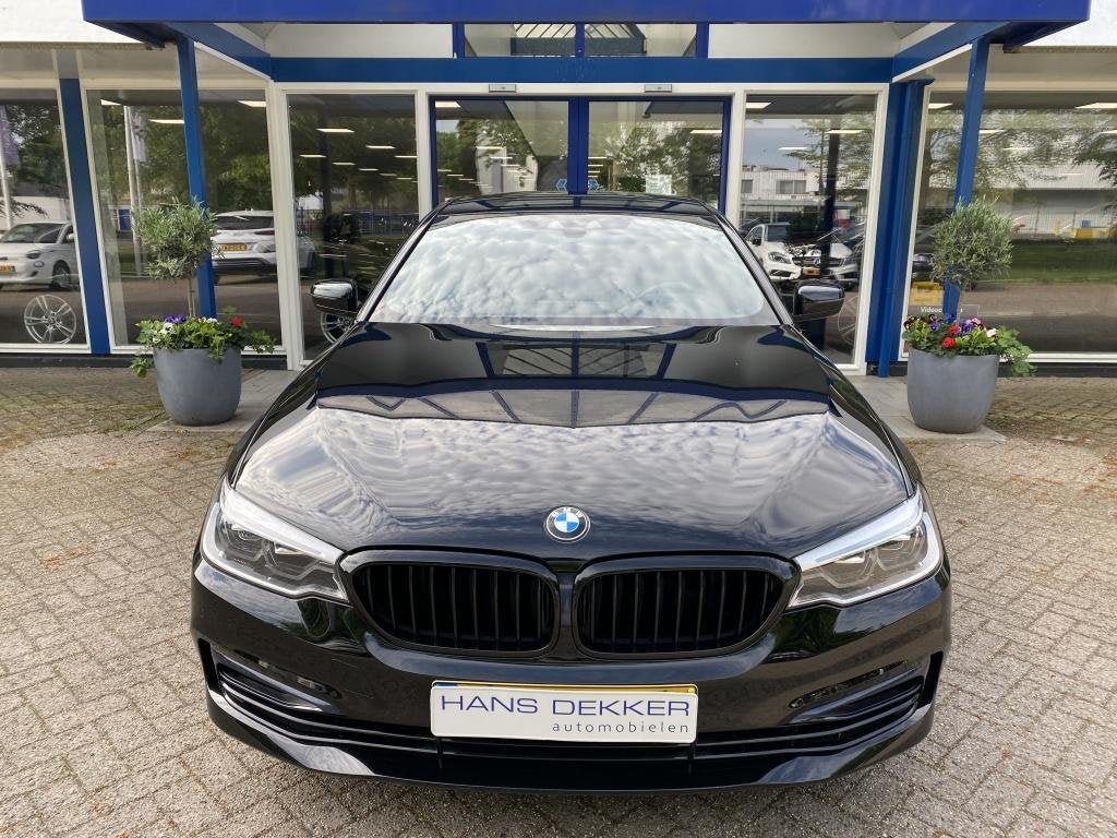 BMW 5 Serie 520i Sport line / Luxe Leder / Stoelverwarming, Auto's, Automaat, 1998 cc, Gebruikt, 4 cilinders