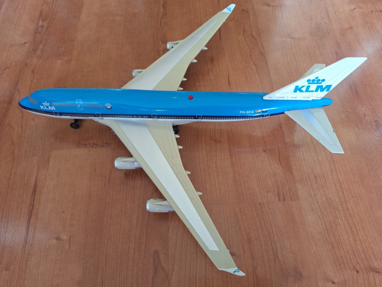 KLM Boeing 747-400 Schaalmodel met geluid- en lichteffecten., Overige merken, Gebruikt, Ophalen of Verzenden, Groter dan 1:72