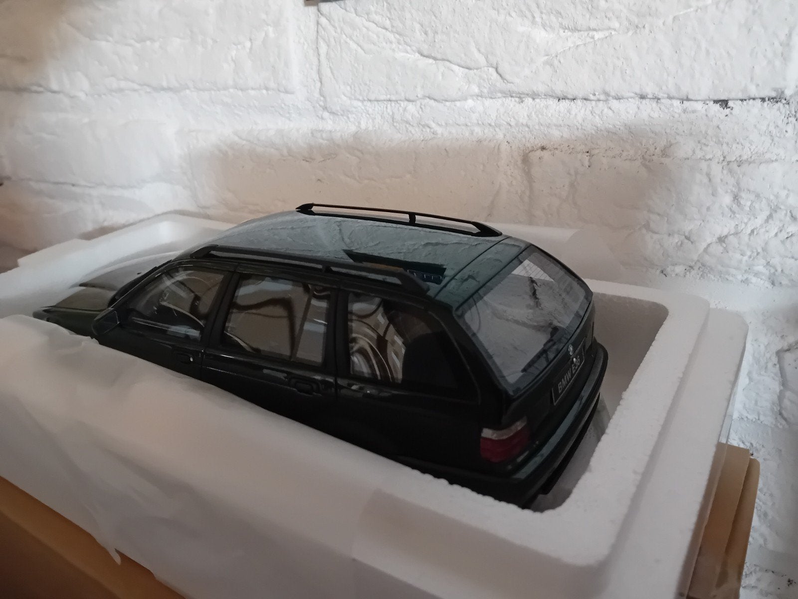 AANBIEDING BMW E36 328i touring M-pack OTTOMOBILE, OttOMobile, Auto, Ergens in Frankrijk, Info@ottomodels.com