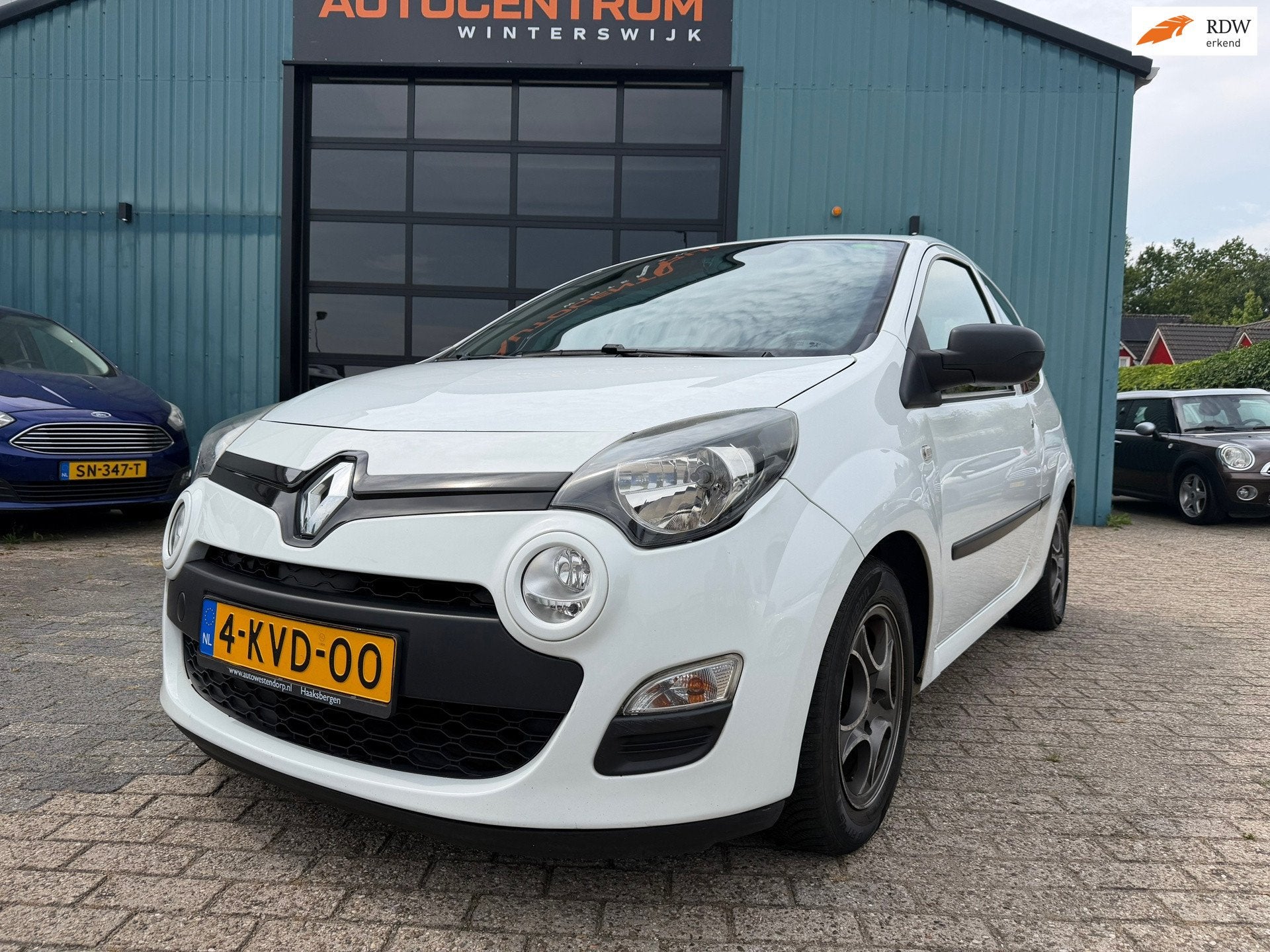 Renault Twingo 1.2 16V Parisienne NweAPK Airco, Voorwielaandrijving, Twingo, Gebruikt, Bluetooth