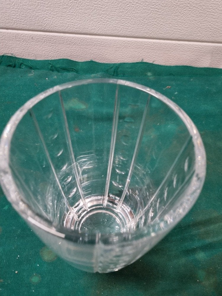 vaas kristal met rondjes dikke bodem vintage orrefors, Antiek en Kunst, Antiek | Vazen, Ophalen of Verzenden