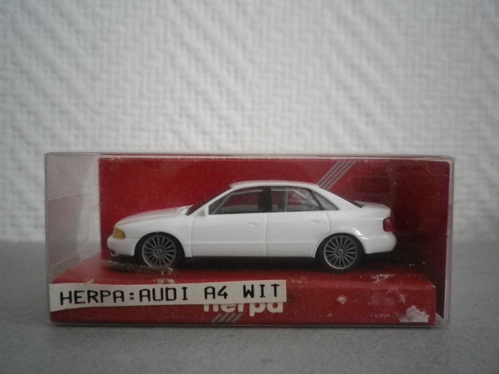 Herpa Audi A4 DTM race wagen onbedrukt. 1/87 schaalmodel, Ophalen of Verzenden, Nieuw, Auto, Herpa