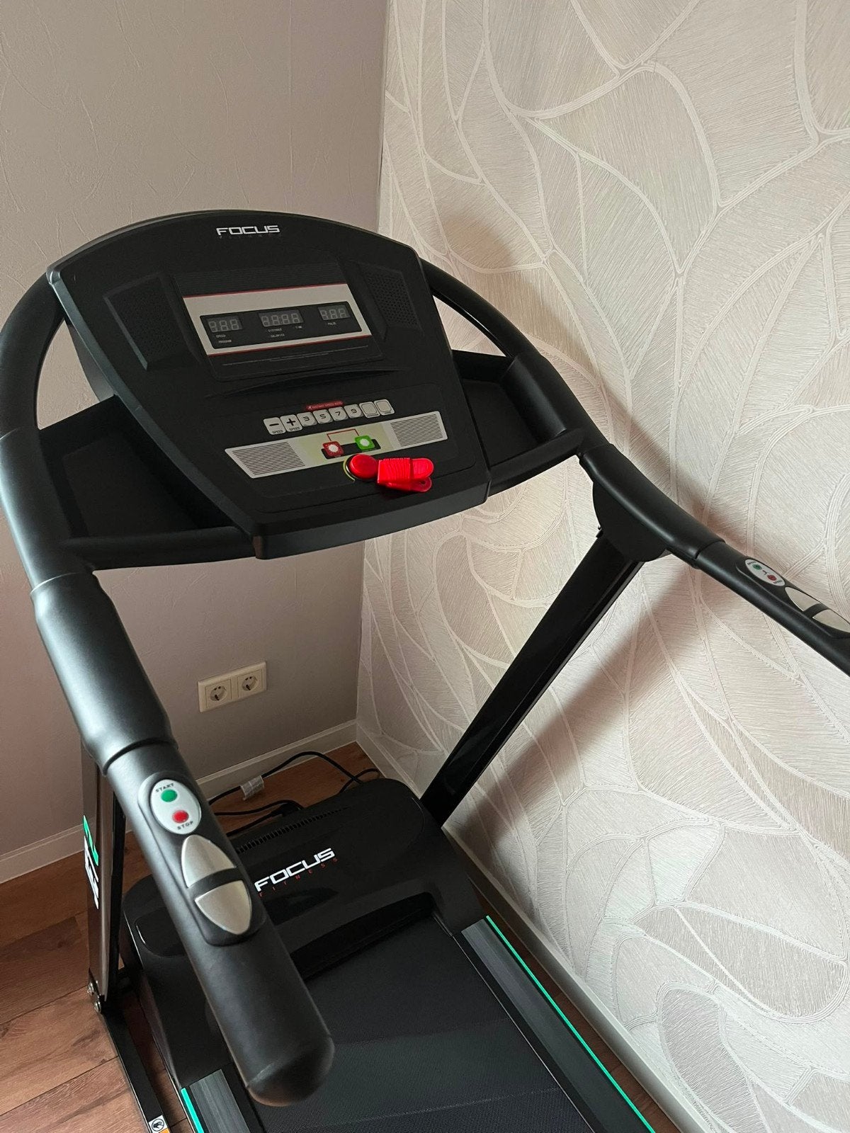 Focus Fitness Jet 2 Loopband - Zo goed als nieuw, Sport en Fitness, Fitnessapparatuur, Ophalen, Zo goed als nieuw, Metaal, Loopband