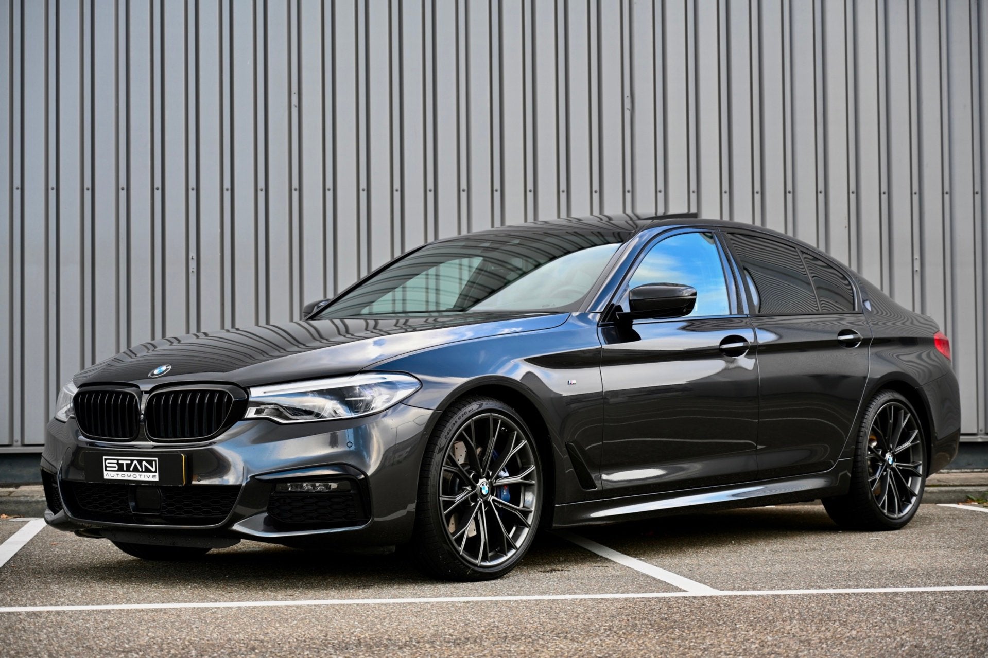 BMW 5-serie 530D, M-Sport, High Executive | RWD | Individual, Achterwielaandrijving, Gebruikt, 2993 cc, 2000 kg