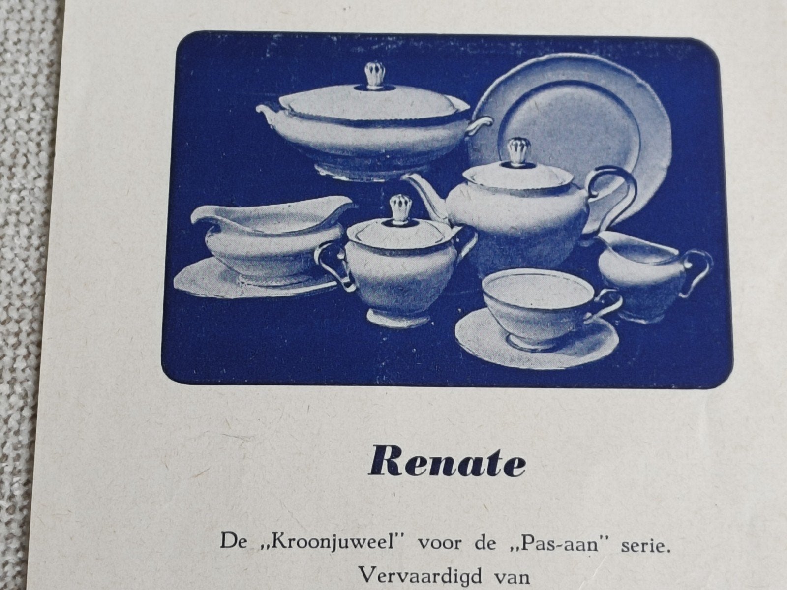 PRIJSLIJSTJE RENATE SERVIES, " PAS-AAN" SERIE, Ophalen of Verzenden, Gelezen