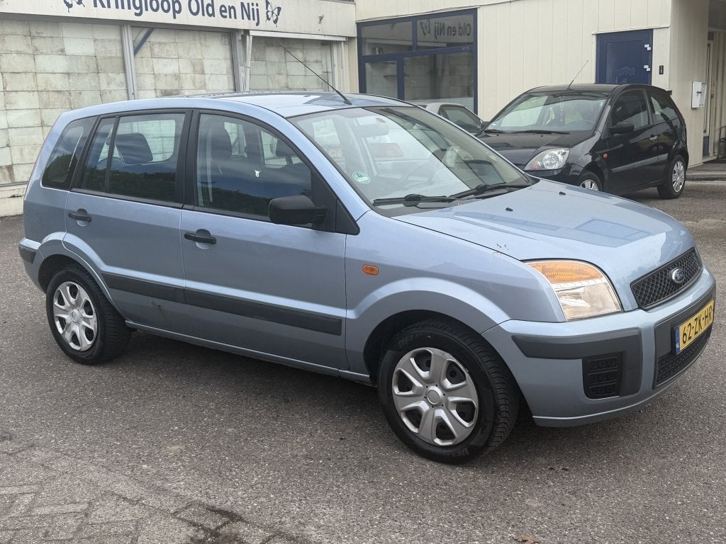 Ford Fusion 1.4-16V AIRCO Apk:Nieuw bij aflevering, Auto's, Voorwielaandrijving, 15 km/l, Gebruikt, Metallic lak