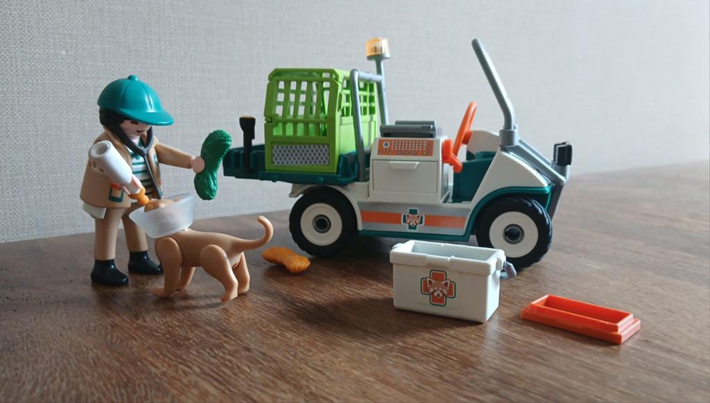 Playmobil Dierenarts Voertuig met Figuur en Hond, Ophalen of Verzenden, Gebruikt, Complete set
