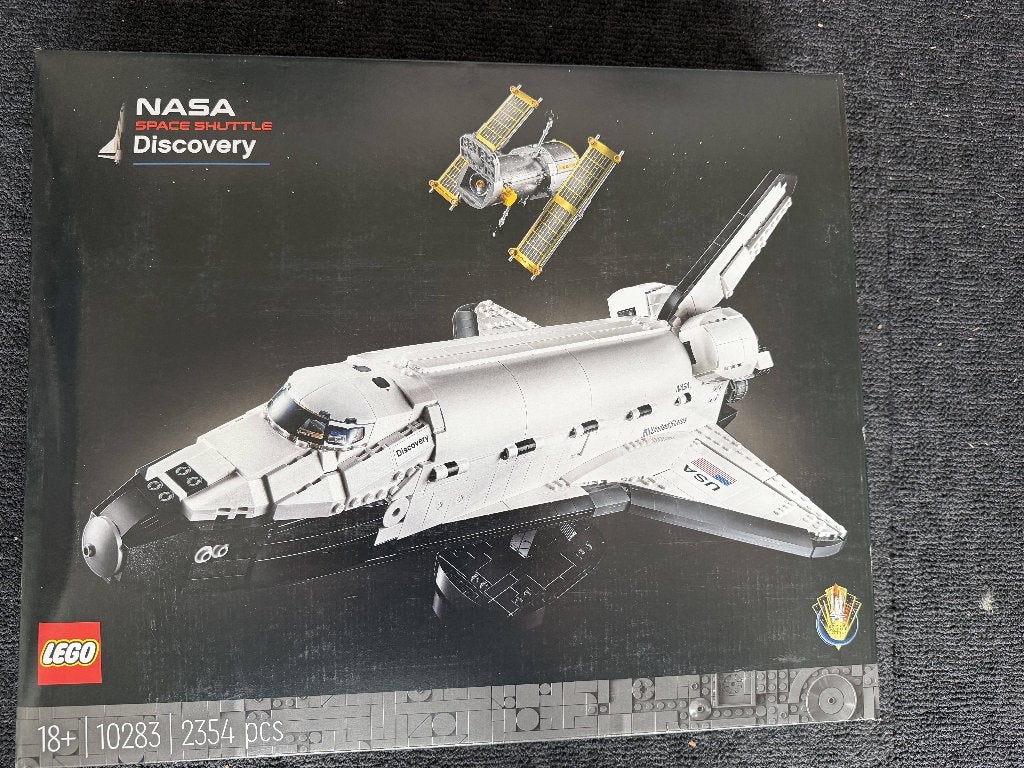 LEGO Icons 10283 NASA Space Shuttle Discovery | NIEUW, Info@lego.com, Denemarken, Lego, Nieuw