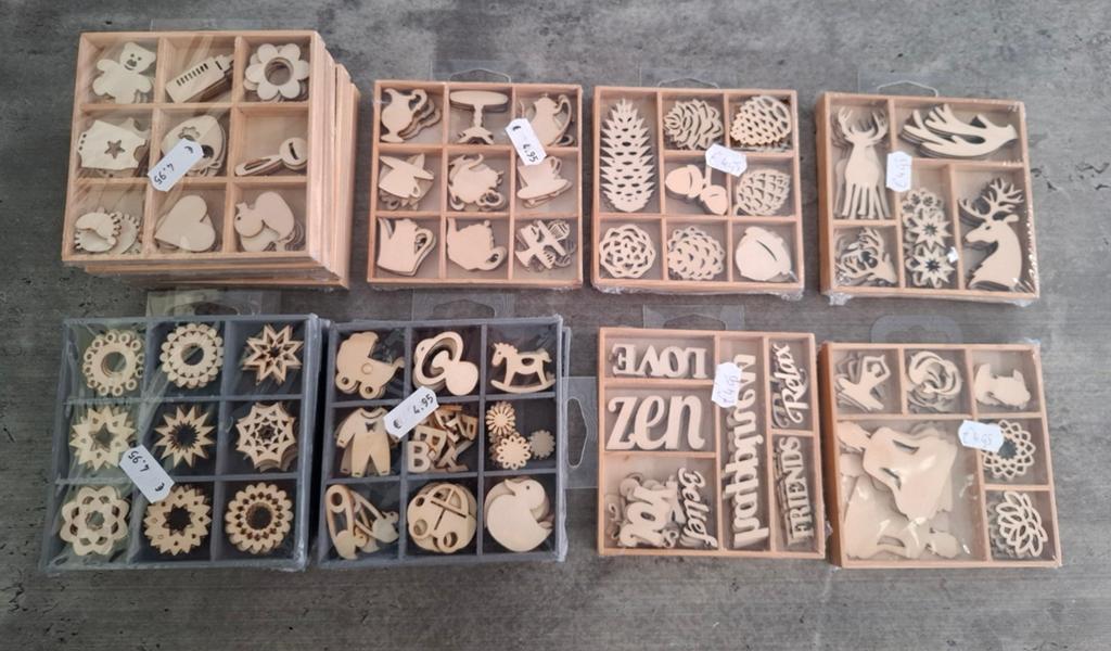 Houten decoraties. NIEUW. STERK AFGEPRIJSD  nu 3 voor € 5.00, Ophalen of Verzenden, Nieuw, Overige thema's, Overige typen