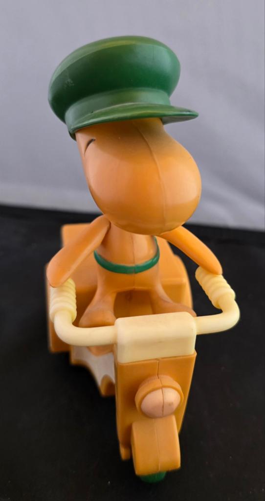 Vintage Woodstock op scooter figuur - Peanuts verzamelobject, Ophalen of Verzenden