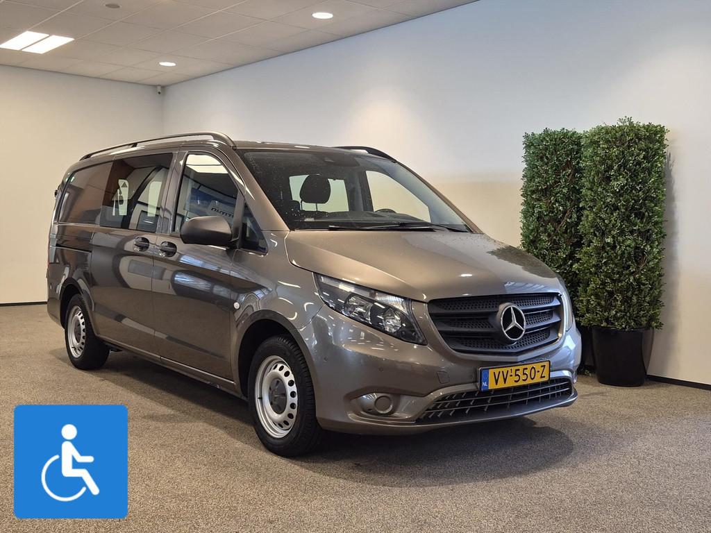 Mercedes-Benz Vito L2H1 Rolstoelbus 4+1, Auto's, Stof, Gebruikt, Zwart, 4 cilinders